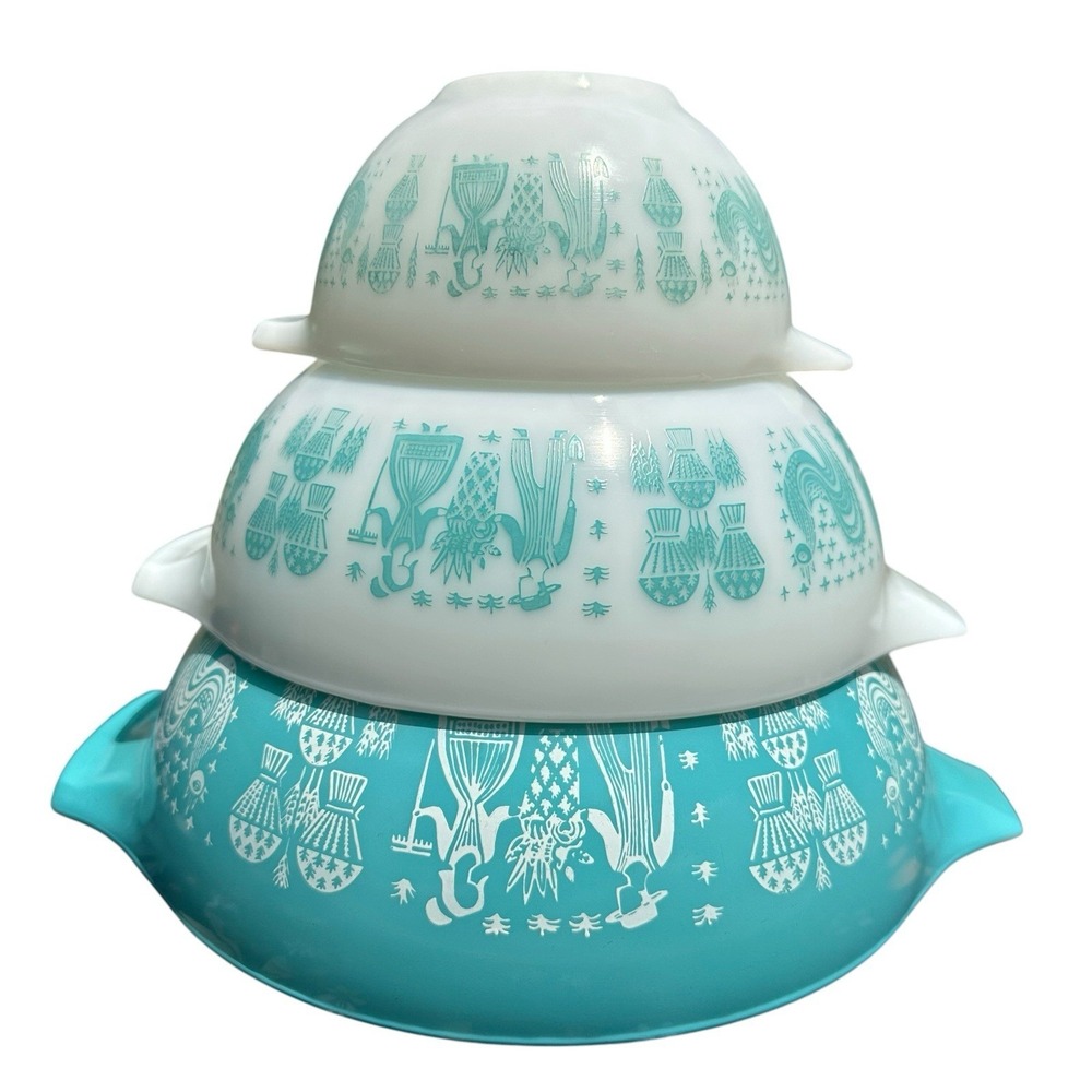 Vintage Pyrex Amish Butterprint Cinderella Bowl Set 441 443 444 Turquoise White